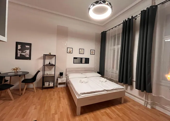 Golden Old Apartmán